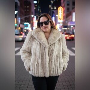 Genuine Blue Fox Fur Luxurious Cream Coat